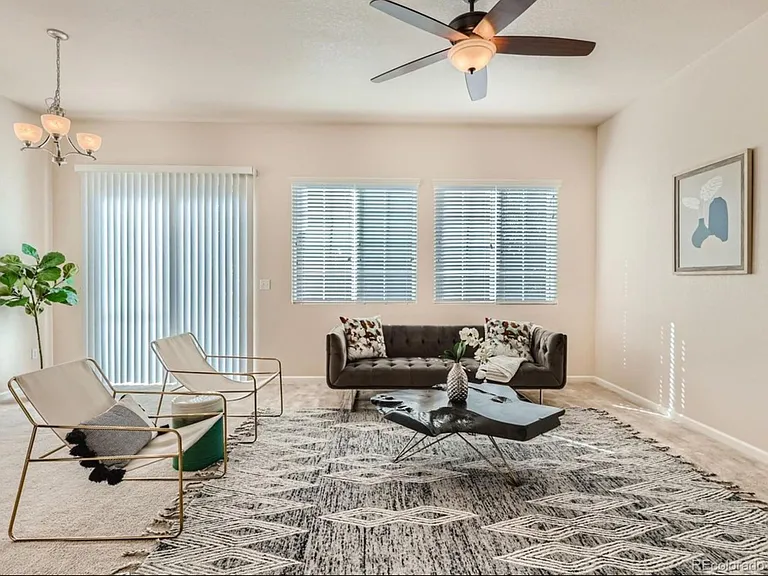 7673 S Joplin Ct — Photo 2