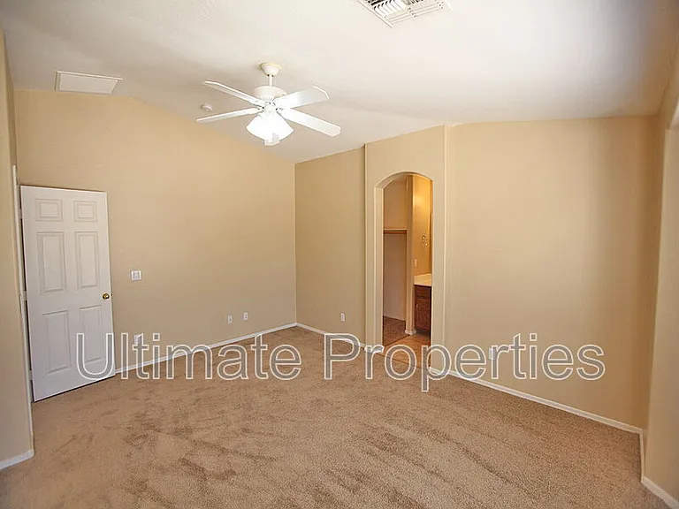 2333 W Maldonado Dr — Photo 10