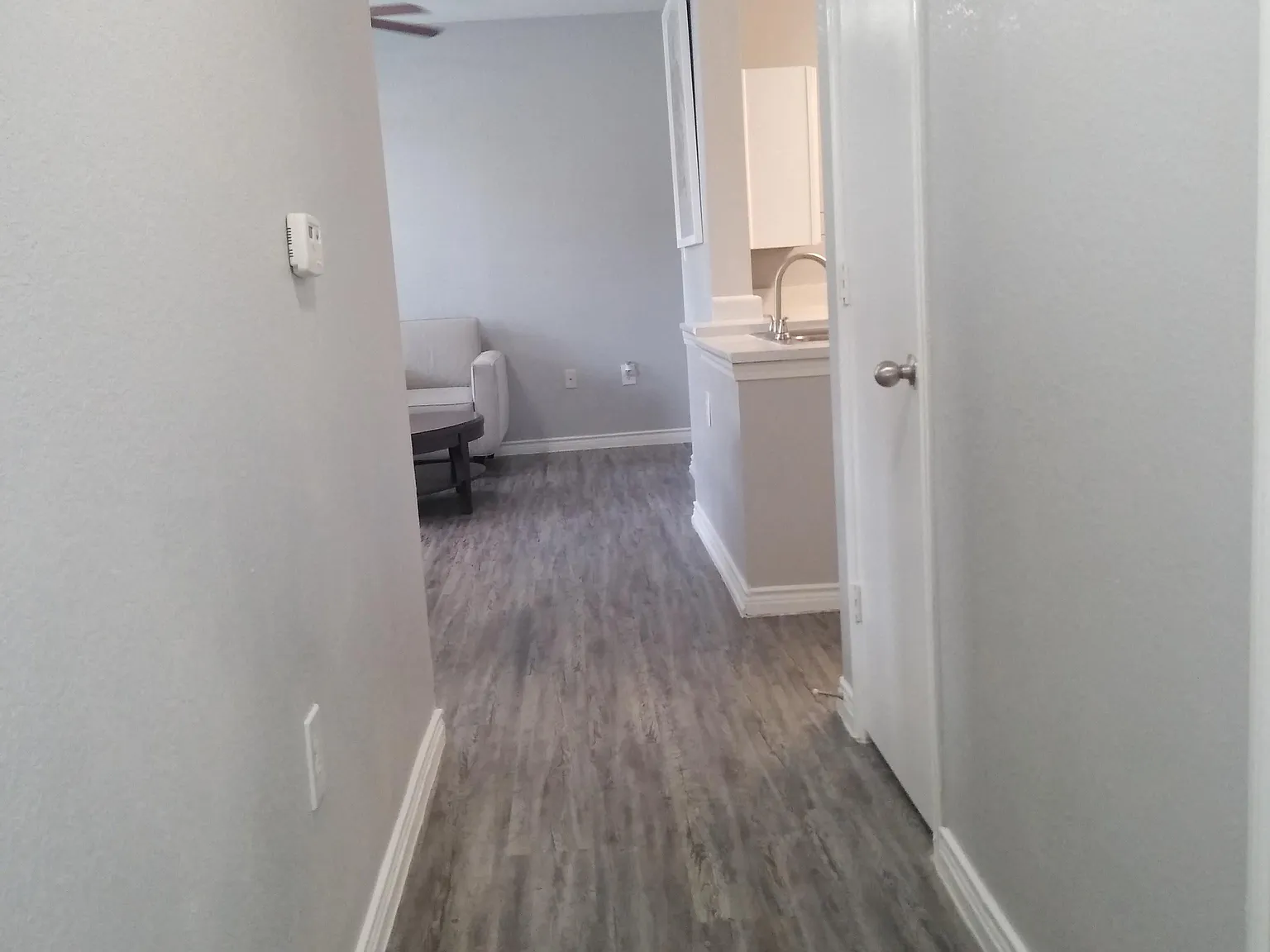 Mission Del Rio Apartment Homes — Photo 4