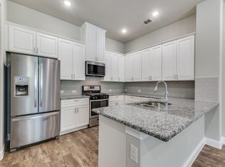 1535 Wittington Pl, Farmers Branch, TX 75234