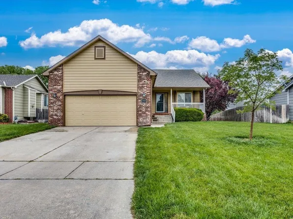3456 N Lake Ridge Ct, Wichita, KS 67205