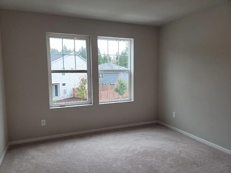 6499 Randolph Dr NE — Photo 19