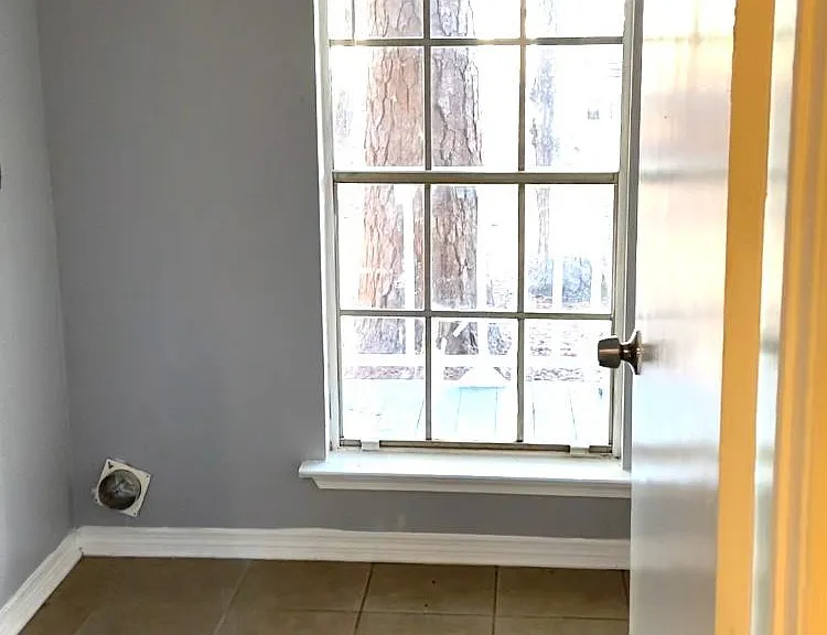 120 Beech St — Photo 11