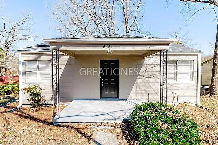 6621 Seminole Dr