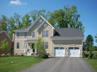 4413 Lobella Ct, Chester Sprgs, PA 19425