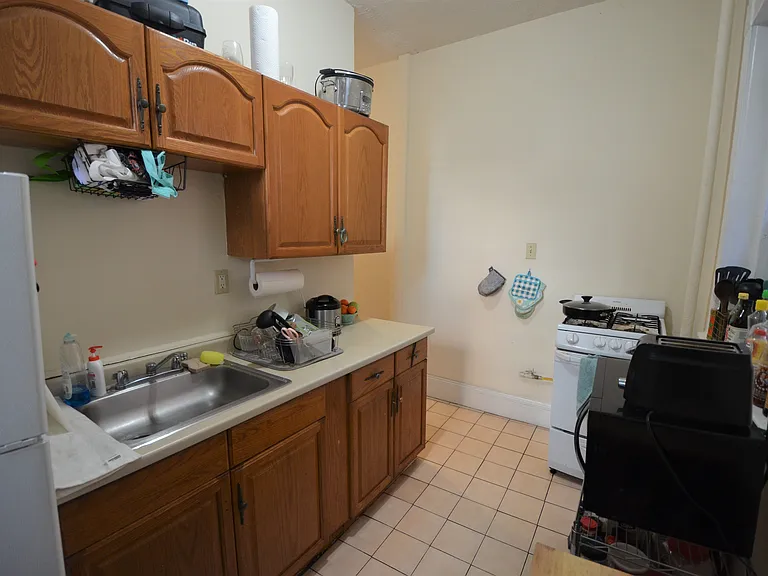 108 Peterborough St #1 — Photo 2