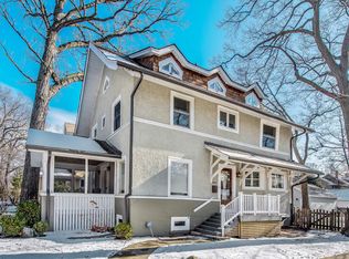 531 Washington Ave, Wilmette, IL