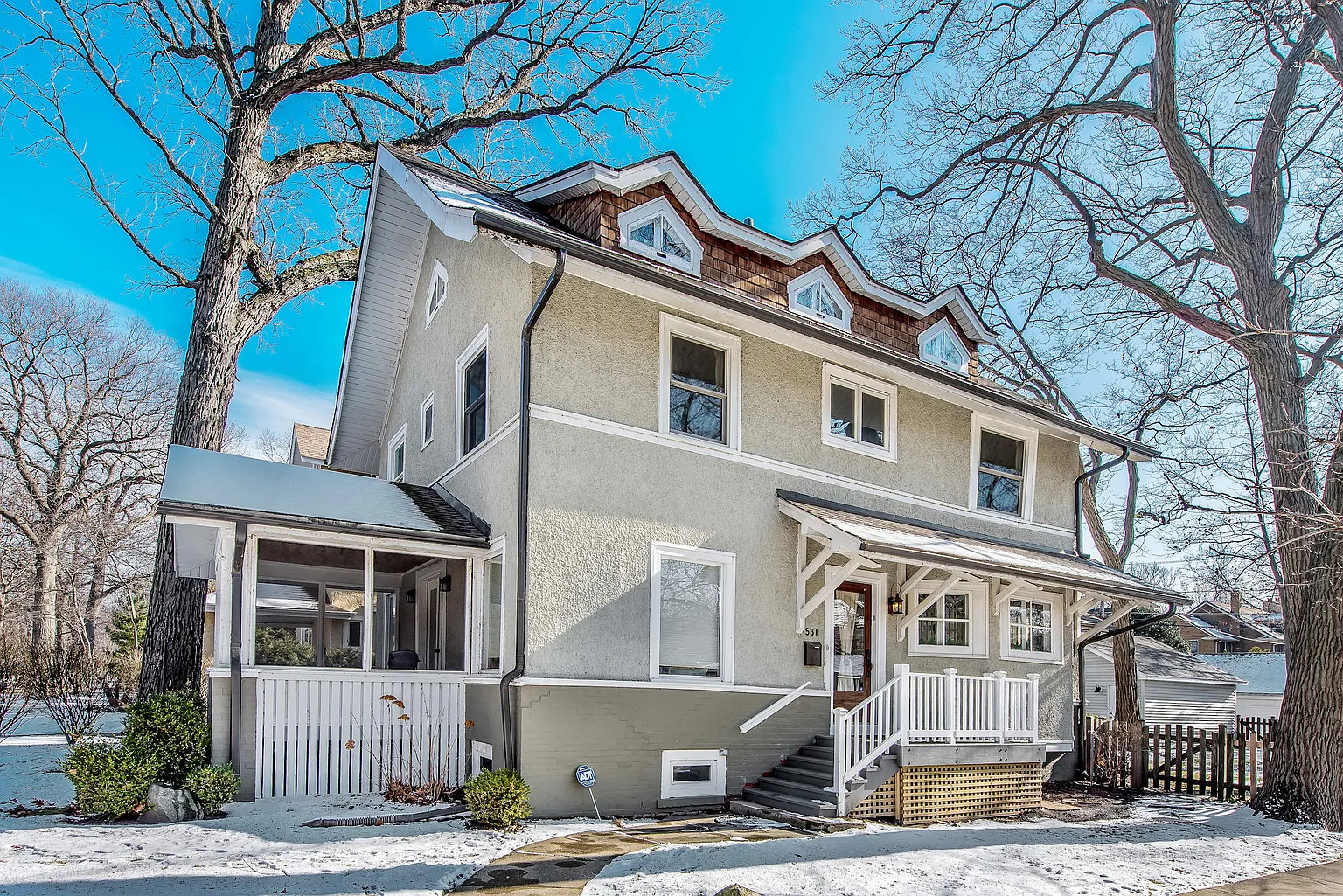 531 Washington Ave photo 1