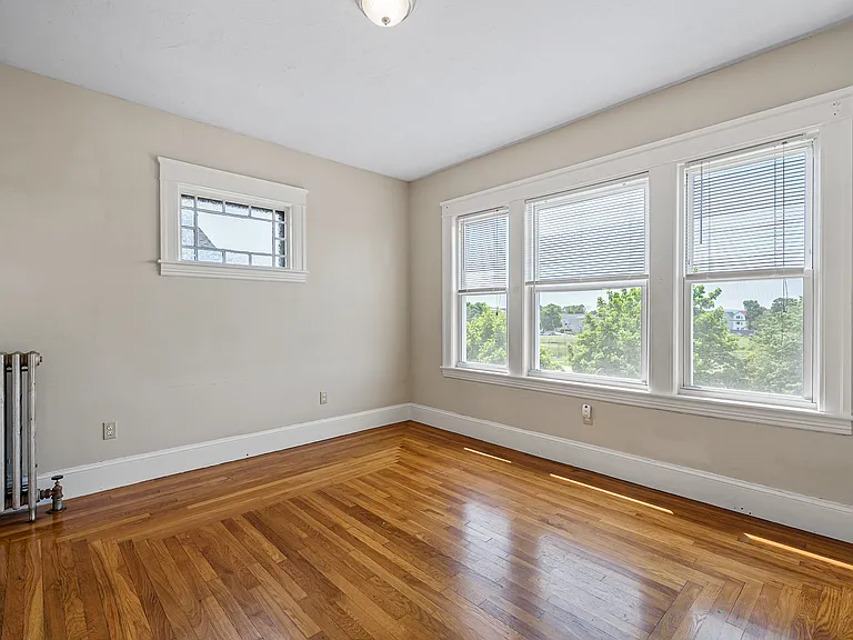 137 Providence St #3 — Photo 4