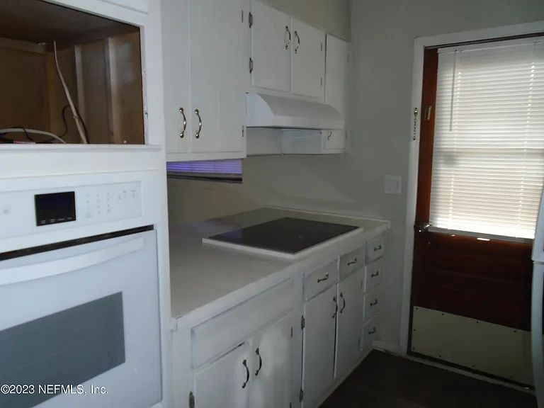 1404 Morgana Rd — Photo 7