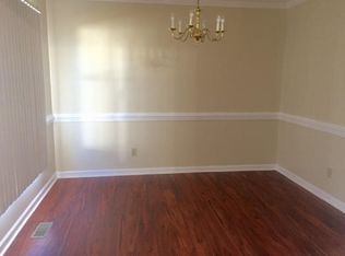 5053 Summer Ridge Rd, Fayetteville, NC 28303