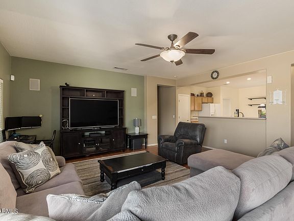 4th image of 5213 S 51st Dr