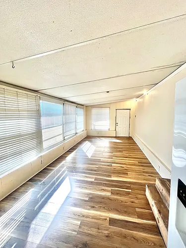 137 Lantern Pl Photo 1