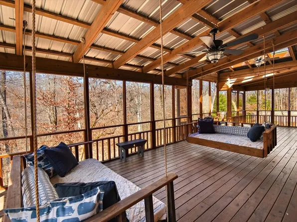 133 Woodmont Dr, Tullahoma, TN 37388