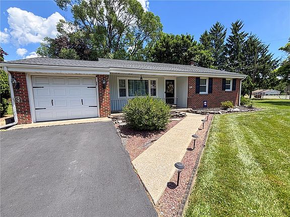 3rd image of 8602 Penny Dr