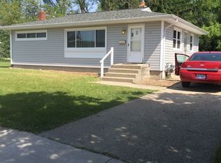 804 W Oak St, Greenville, MI 48838