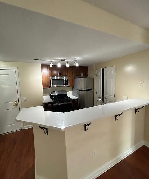 488 Bedford St #135 — Photo 2