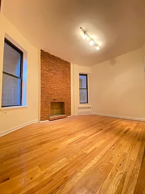 Rented by Bond New York | media 10