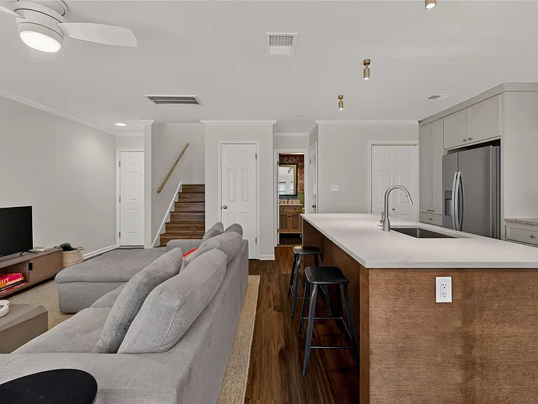 3845 Ranch Road 2222 #T-2 — Photo 22