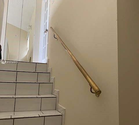 4th image of 10231 Fontainebleau Blvd APT 206
