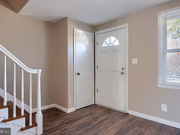 2nd image of 391 Hale Ave