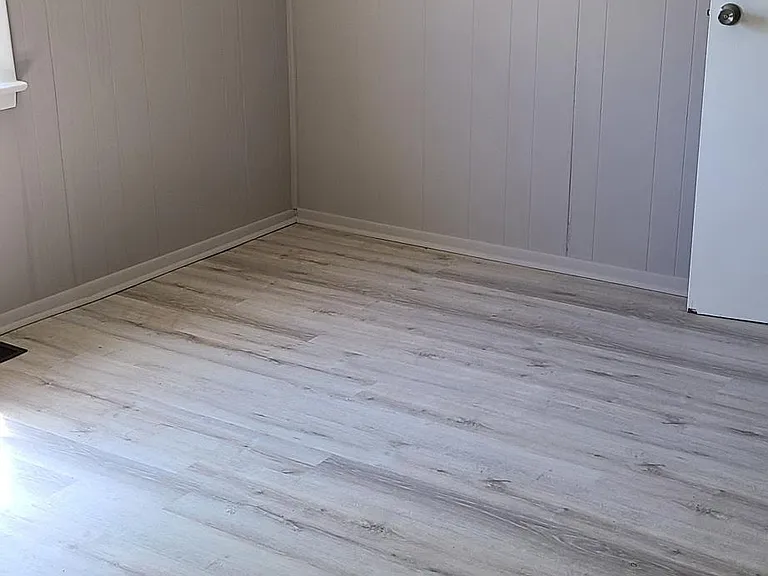 2061 W Sunrise Dr — Photo 9