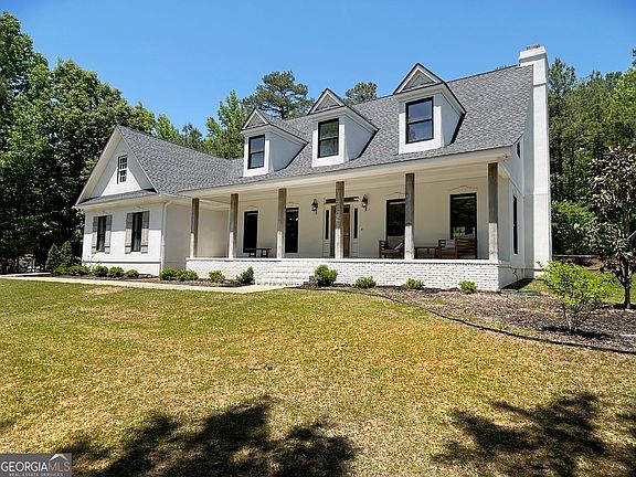 3rd image of 2004 Moores Mill Dr