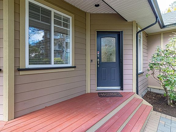 5th image of 15 Helmcken Rd #4