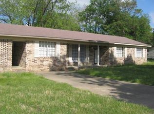 326 S Independence Ave, Russellville, AR 72801