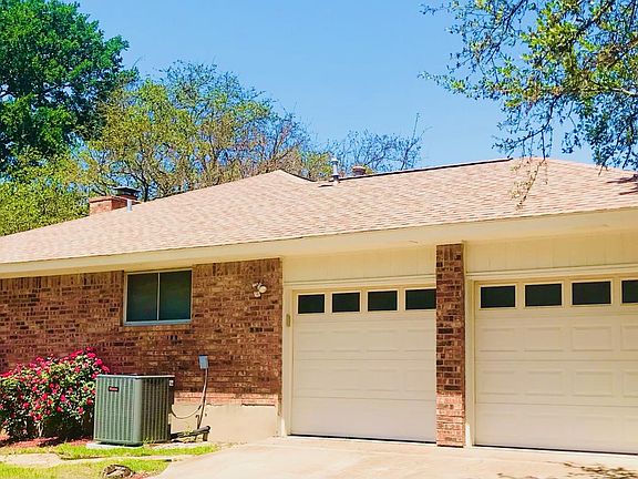 3rd image of 12018 Carmel Park Ln