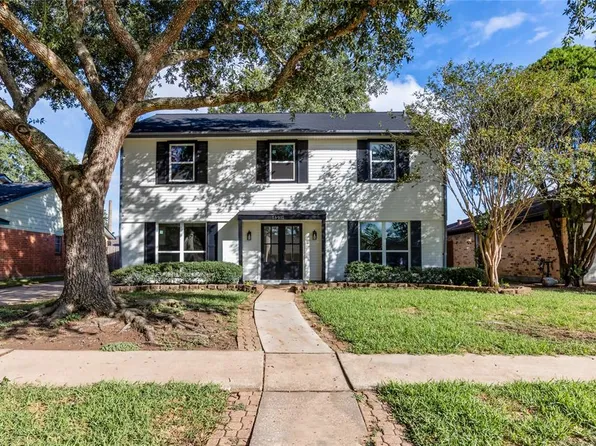 15911 Echo Hill Drive, Houston, TX 77059