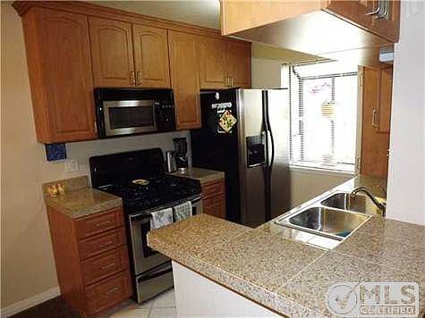 2nd image of 4165 Swift Ave Unit 8