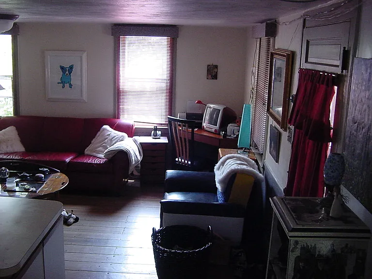 1214 Pontiac Trl #1 — Photo 2