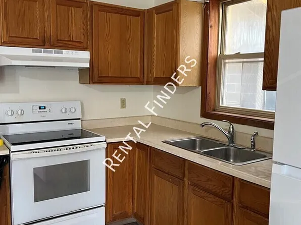 218 E Main St, Chilton, WI 53014