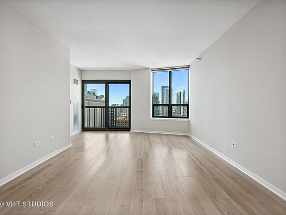 3rd image of 400 N La Salle Dr APT 2209