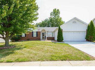 3349 Cottonwood Dr, Saint Charles, MO 63301