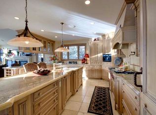 5684 Amber Ridge Dr, Castle Pines, CO 80108