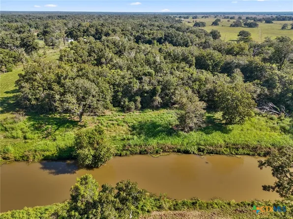 162 Bell Btm, Cedar Lane, TX 77415