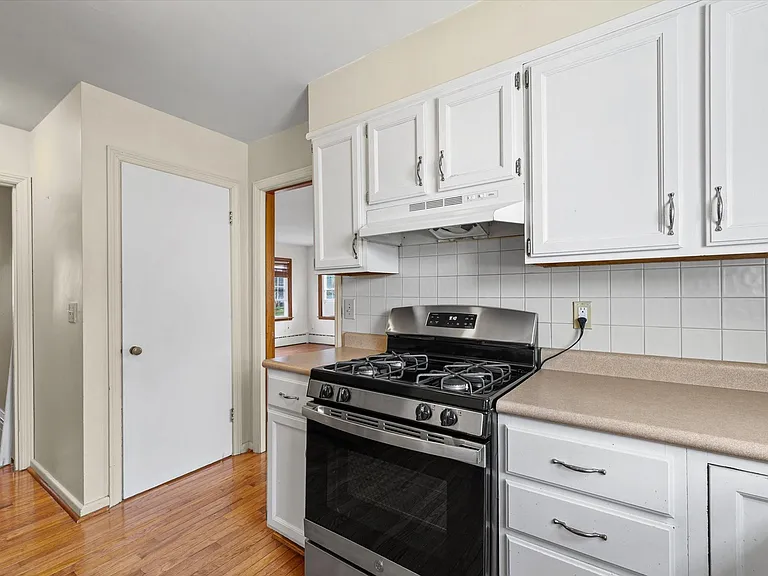 207 W Vermont Ave — Photo 14