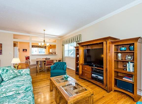 4th image of 33 Coldwater Ln