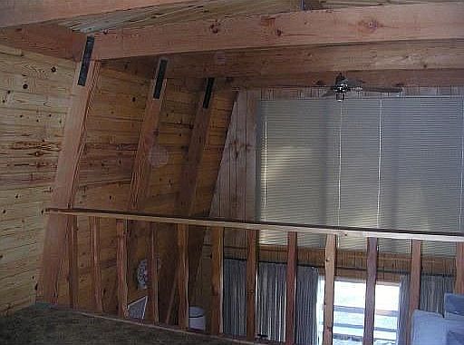 4th image of 785 Mountain Ln