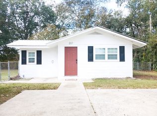 205 Maple Dr #207, Vidalia, GA 30474