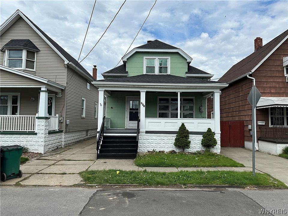1st image of 226 Barnard St
