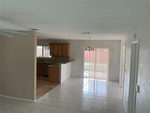 3rd image of 8351 Porto Bello Ave