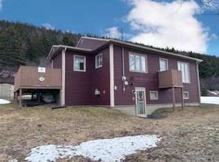 148 North Shore Highway, Gillams, NL A2H6B9