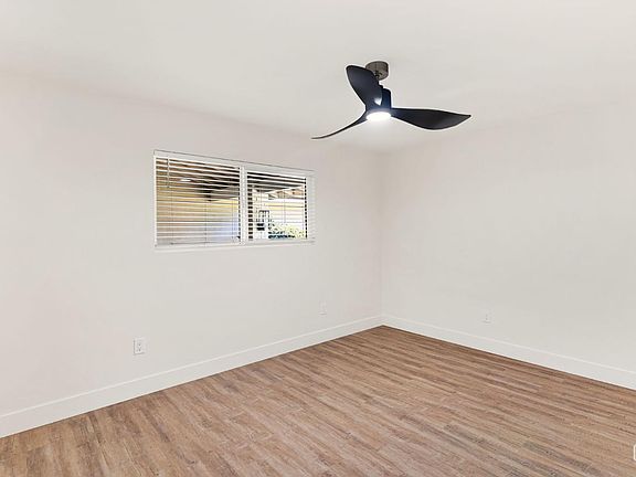 5th image of 200 Carr St