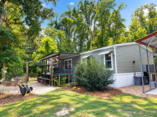 183 SW Kansas St, Fort White, FL 32038