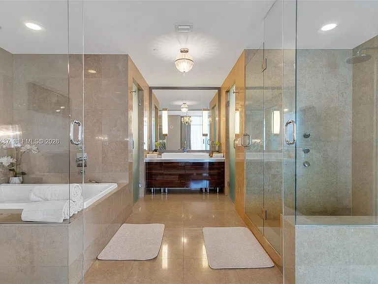 3737 Collins Ave #S-403 — Photo 16