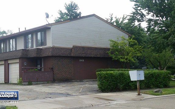 2nd image of 1901C Parklake Dr