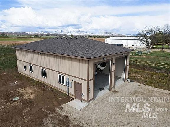 3rd image of 2860 W Idaho Blvd